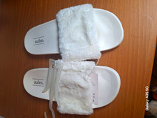 Auden Women s White Faux Fur Slide Slippers, Open Toe, US Size 11