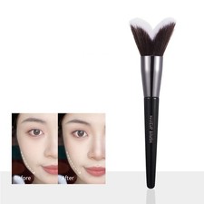Women Girl Contouring Brush Jaw Makeup Brush Soft Fluffy Long handle Portable