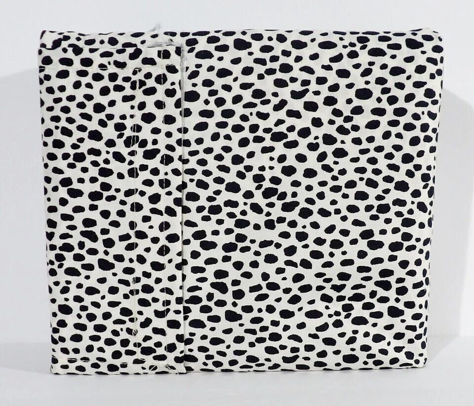 Набор простыней из микрофибры Pillowfort черно-белый анималистический принт 3 штуки размер TWIN - Изображение 2 из 4