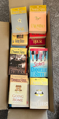 30 Paperback Danielle Steel Books. Excellent And Good Conditions Summer Reading!