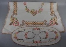 Vintage Linen Table Runner Matching Doily Embrodered