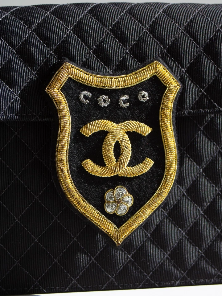 Chanel Cruise 2005 Trapeze Quilted Black Coco CC Camellia Crest 05C Mini Bag - Image 3 of 4