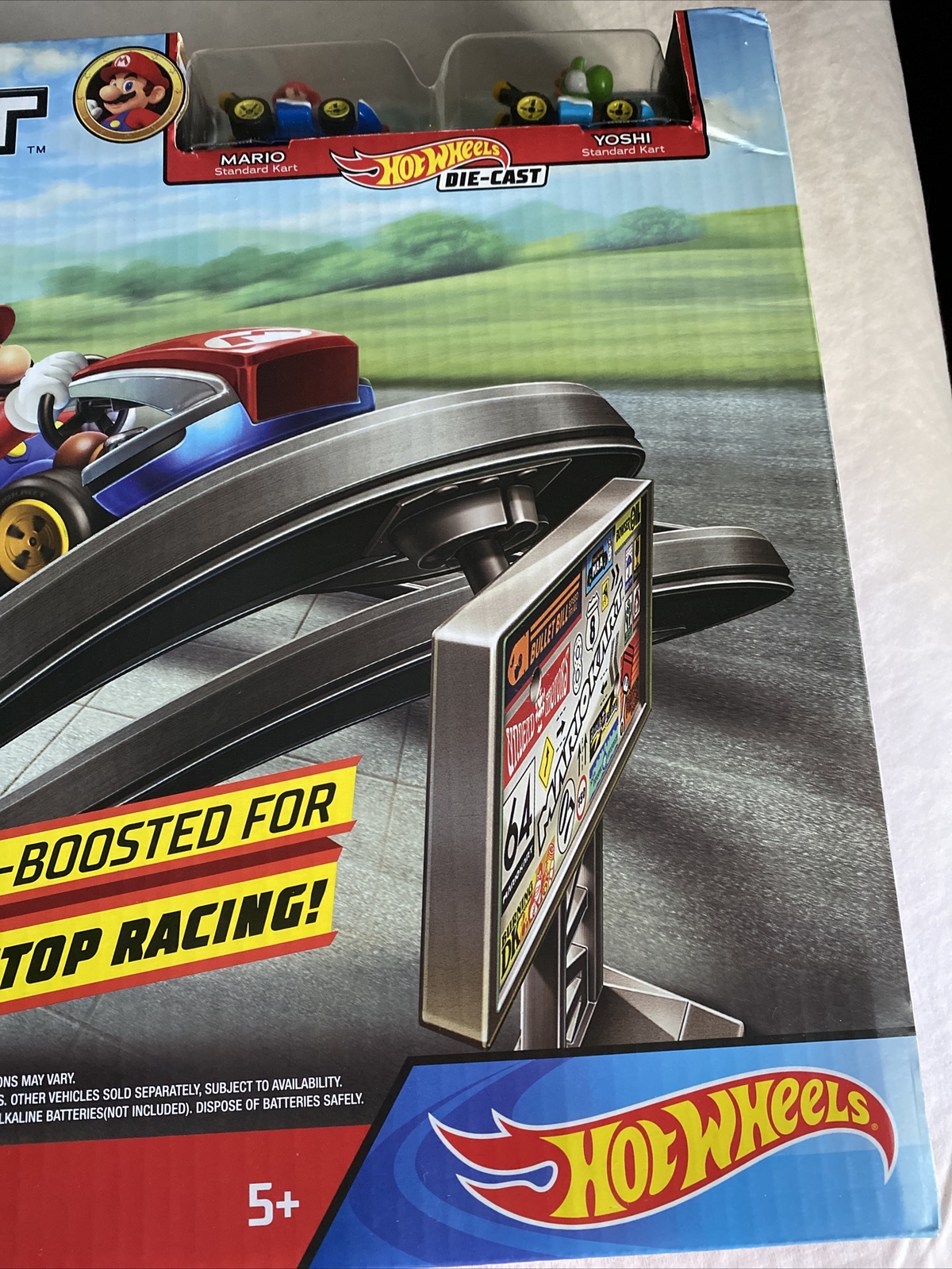 Hot Wheels GCP27 Nintendo Mario Kart Circuit Track Set New Sealed