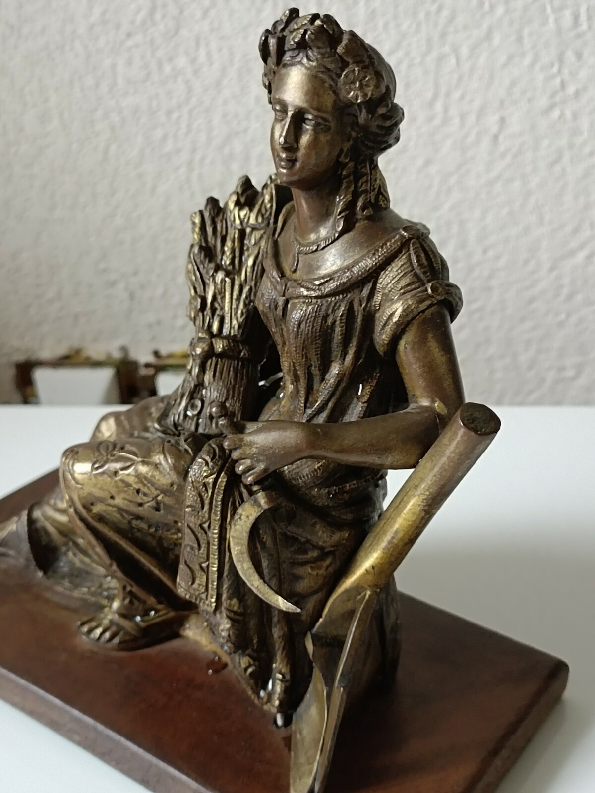 ANTIQUE CERES BRONZE ON BASE GODDESS OF AGRICULTURE, HARVEST AND FERTILITY 