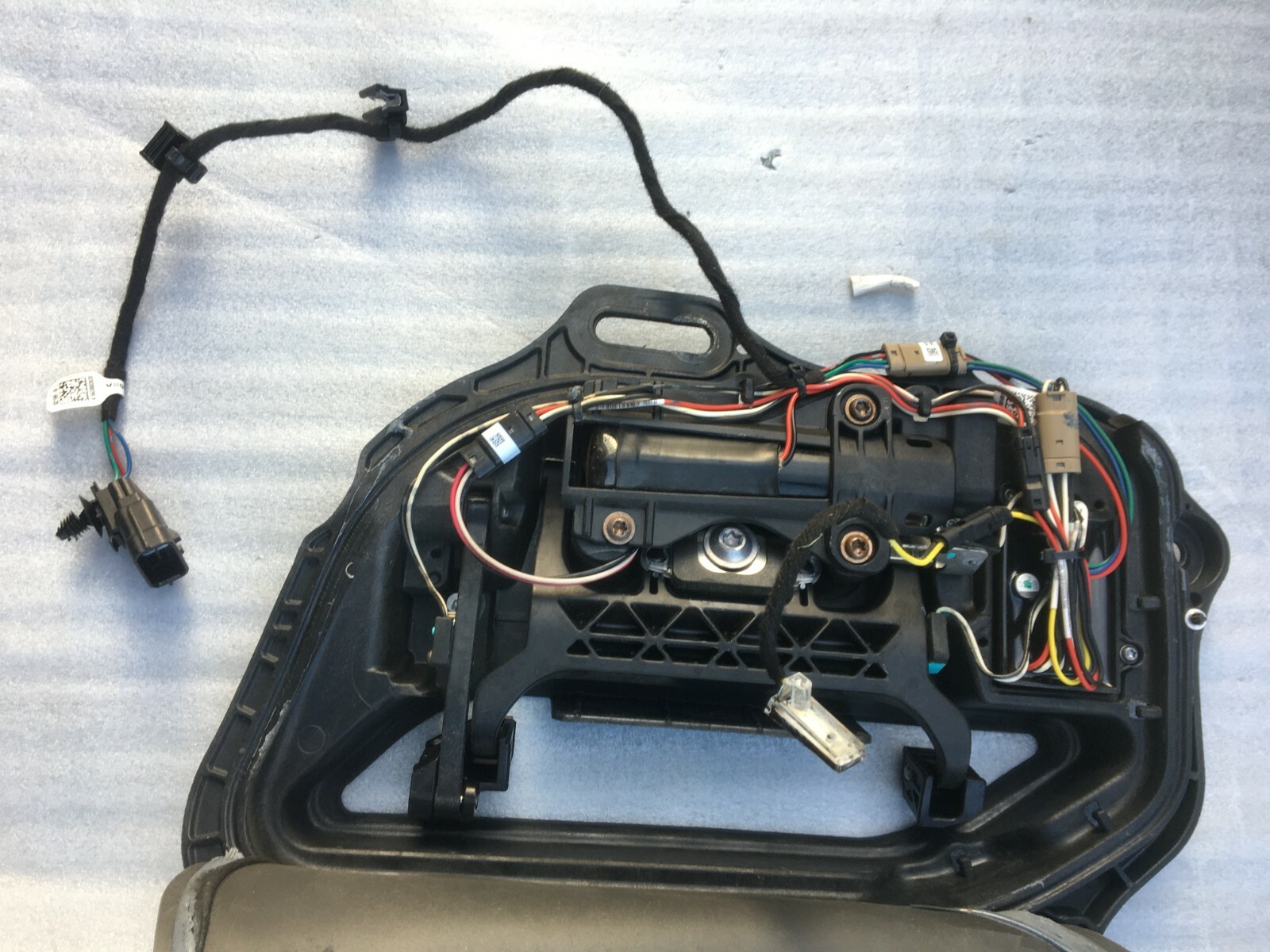 Tesla Model S Rear Right Door Handle Assembly 20122016 1007374