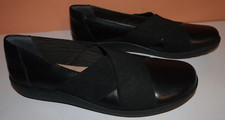 Clarks Soft Cushion Black Leather Slip On Comfort Loafer Size 7 M Medora NWOB