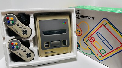 Nintendo Super Famicom SHVC-001 Console with 2 Controllers