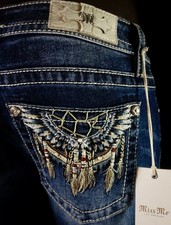 $118 Buckle Miss Me jeans "Pearls Dream Catcher" Mid-Rise Boot 28 X 31