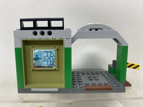 LEGO Juniors: Turtle Lair 10669 TMNT Leonardo Teenage Mutant Turtles Complete