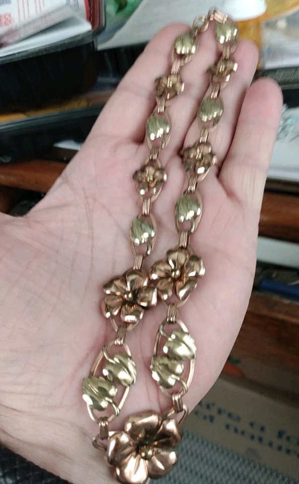 Collar de flores rellenas de oro amarillo y rosa firmado BINDER BROTHERS 16 pulgadas DE COLECCIÓN Foto 3 de 4
