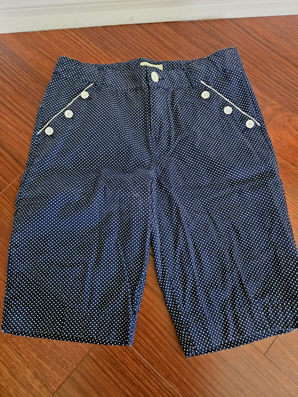 Girls Cherokee Navy Blue And White Polk Dot Bermuda Shorts Size XL 14/16