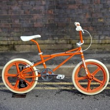 SE Racing Looptail Retro 20" Old School BMX Quadangle Bike Orange  / White