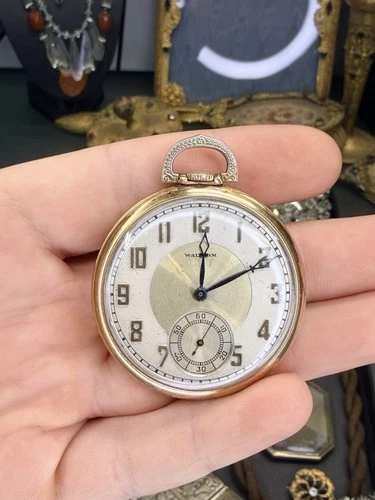 Antique Waltham Pocket Watch – Gold Filled Case – 17 Jewels – Open Face