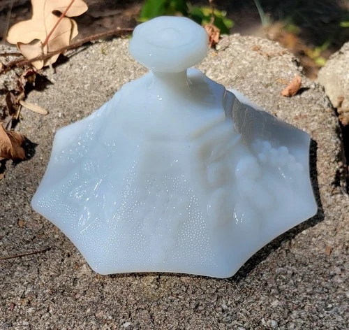 Milkglass Covered Candy Dish LID ONLY Grapes Pattern Vintage