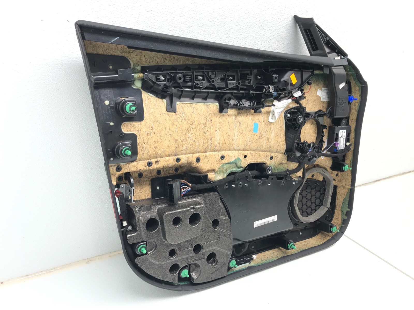 2014-2017 MASERATI GHIBLI S RIGHT PASS FRONT INTERIOR DOOR PANEL ASSEMBLY OEM.