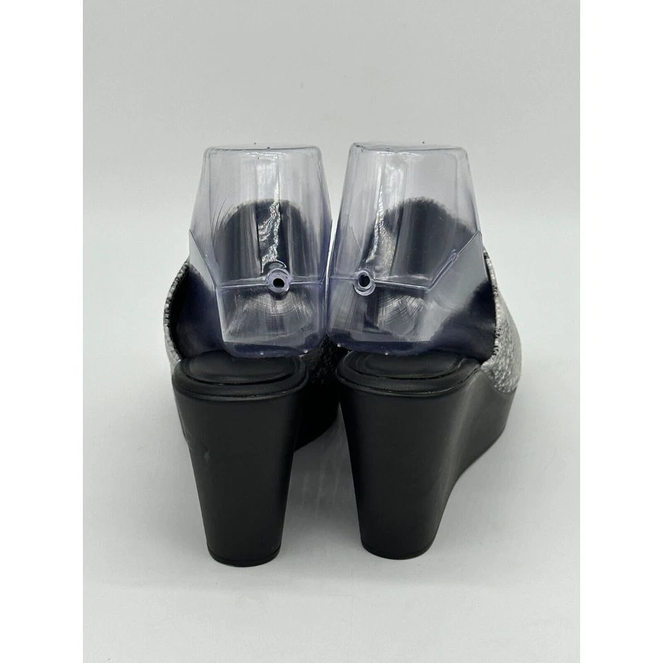 Tahari Mylana Snakeskin Print Wedge Slide Sandals Women 7.5 Grey Open Toe Ladies - Image 2 of 4