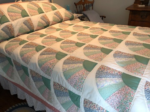 Handmade Pastel Quilt,"Fan" 88 x 98