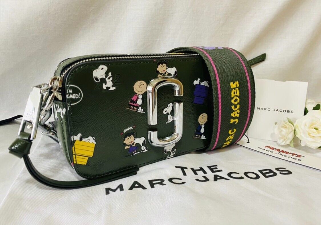 JP Marc Jacobs Peanuts Snoopy Collaboration DARK GREEN JP Marc Jacobs Peanuts Snoopy Collaboration DARK GREEN