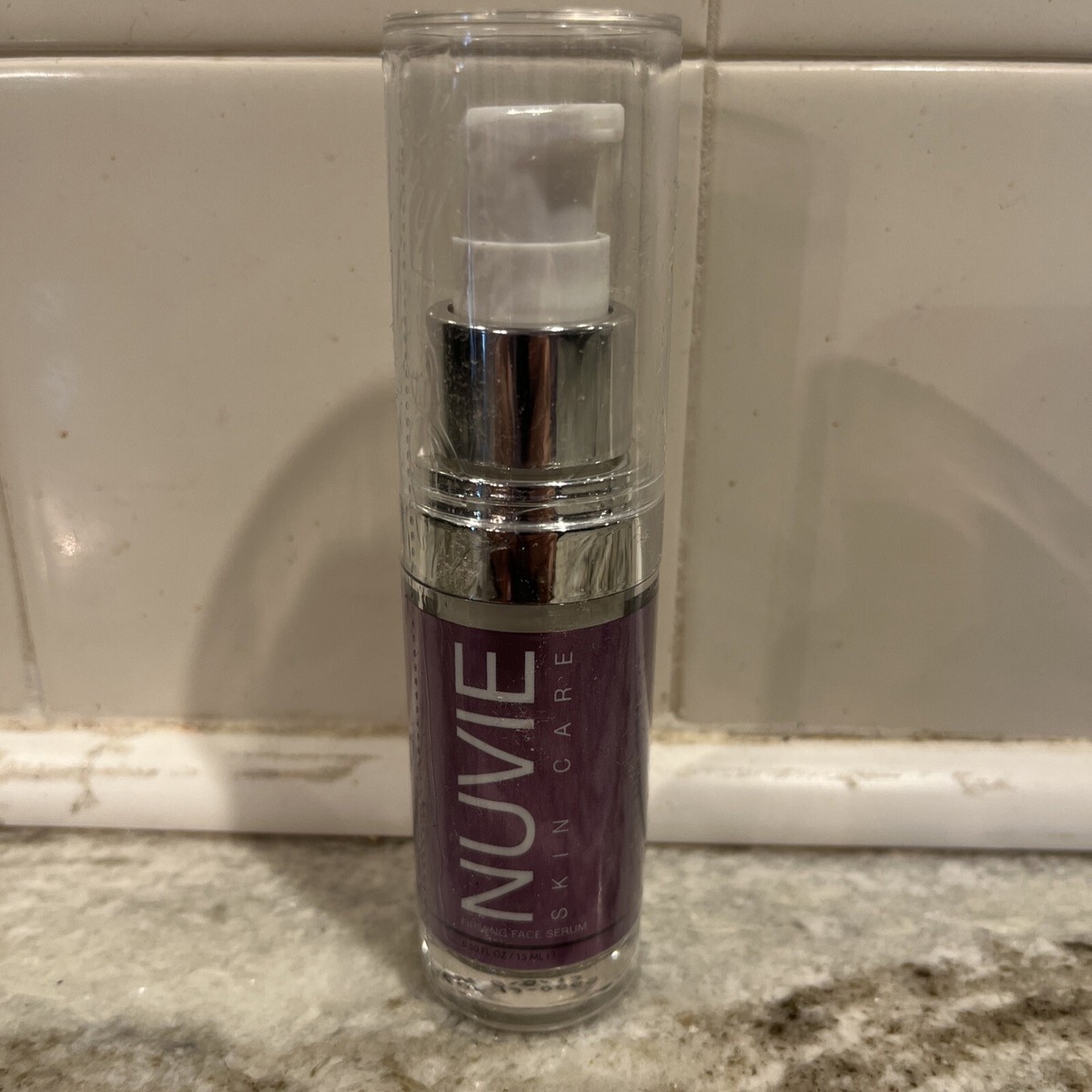 NEW & SEALED NUVIE FACIAL SERUM - REDUCES APPEARANCE OF FINE LINES