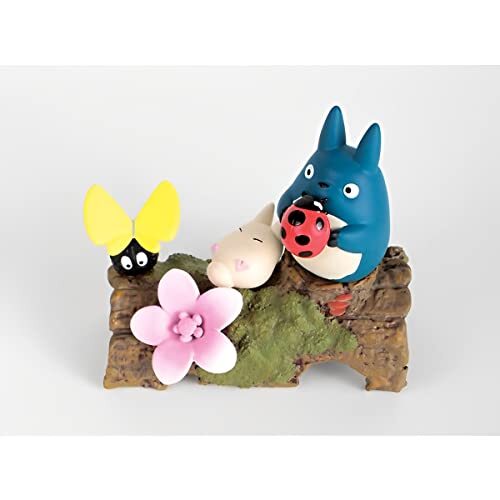 NOS-83 My Neighbor Totoro Characters Flowers and Totoro Studio