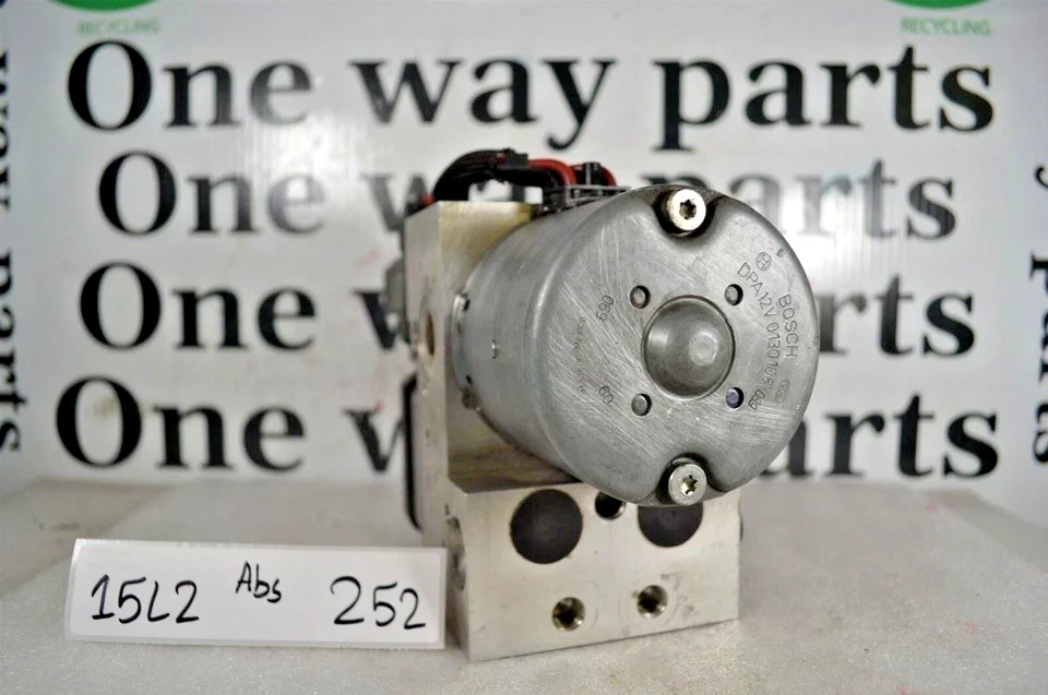 15920261 Pontiac Grand Prix 2007 ABS Antilock Brake Pump Control Module 15L2 252 - Image 3 of 4