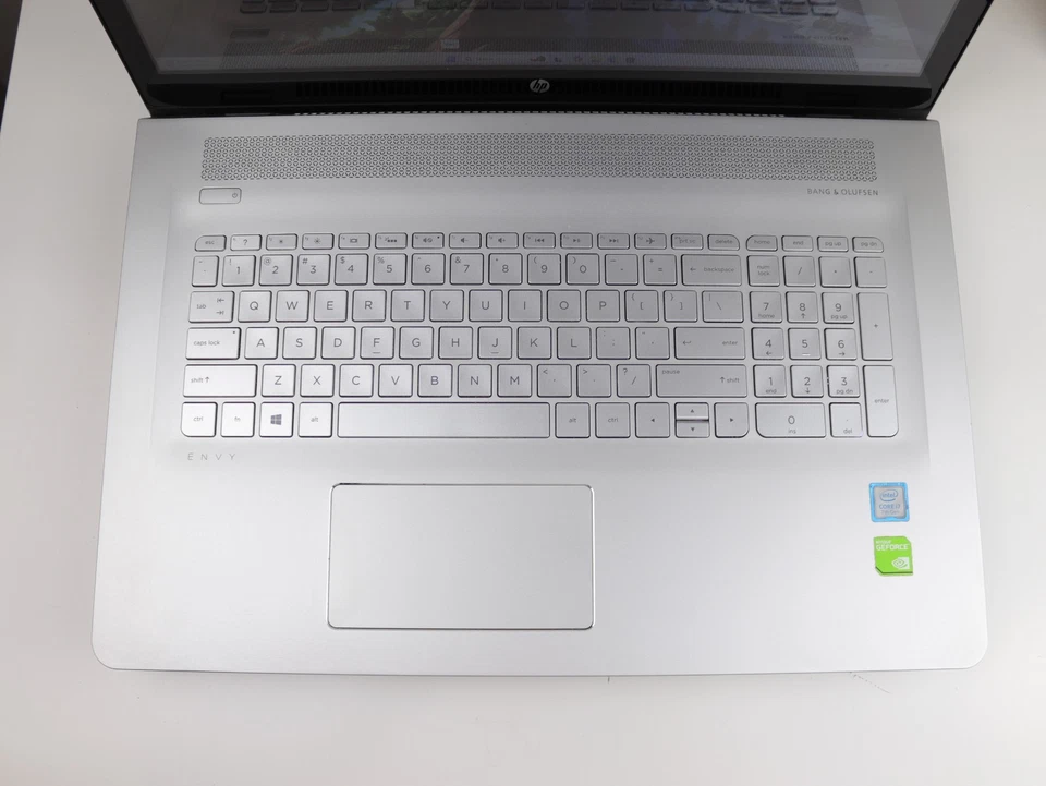 HP ENVY 17.3 Gaming TOUCH Core i7-7500U 512GB SSD, 16GB RAM, FHD, GeForce 940MX - Image 2 of 4