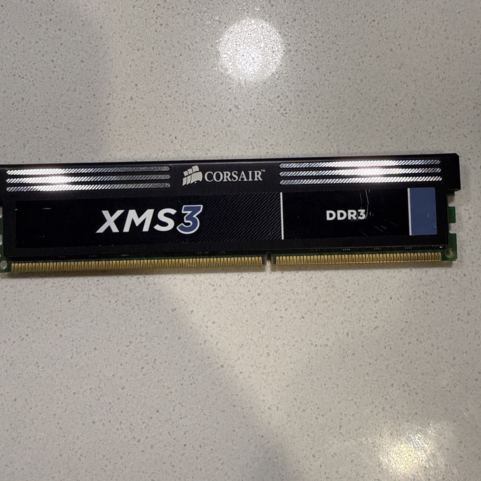 CMX8GX3M1A1333C9 Corsair XMS3 8GB PC3-10600 DDR3-1333MHz non-ECC CL9 DIMM