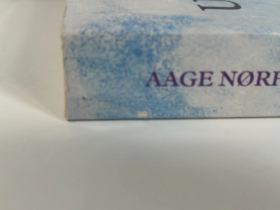 Usporlige Veje: Erindringer by Aage Norfelt (Paperback) - Image 4 of 4