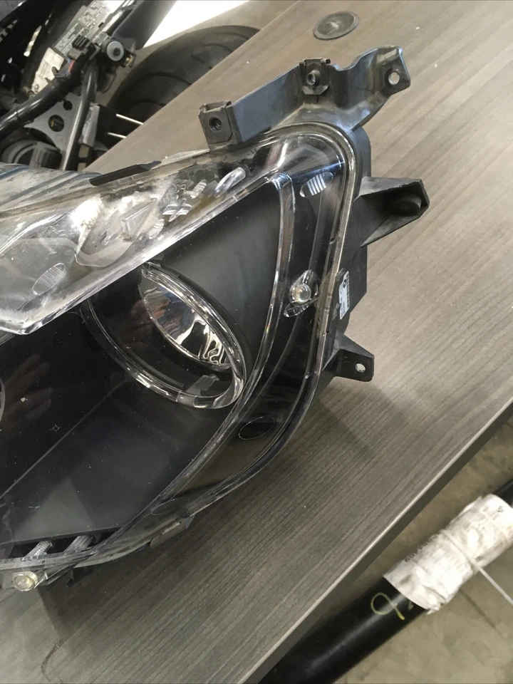 For 2012-2015 BMW K1600GTL Active Xenon Headlight All Tabs Good 240187 Foto 2 de 4