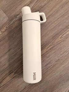MIIR Insulated Chug Bottle by White Desert