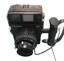 Vintage Polaroid 600 Instant Film Camera w fixed MAMIYA 127mm f/4.7 Lens