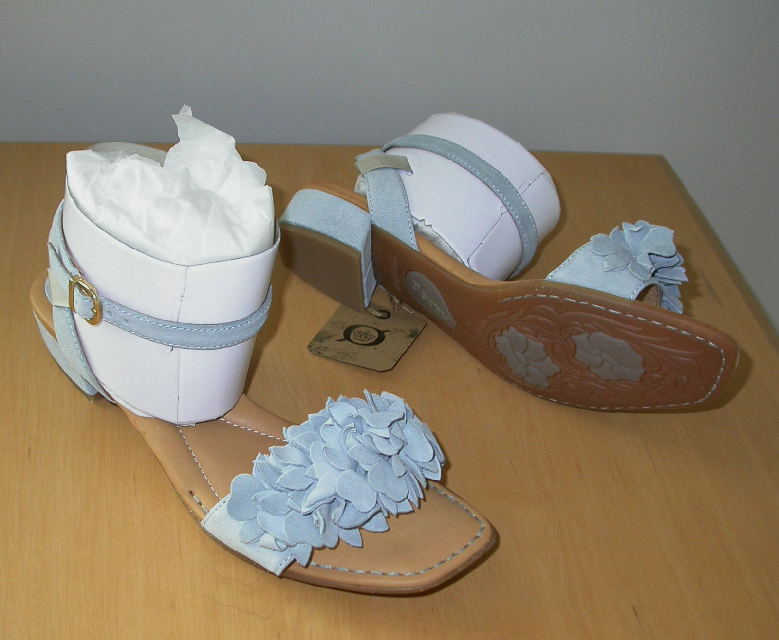 born bouvet sandal