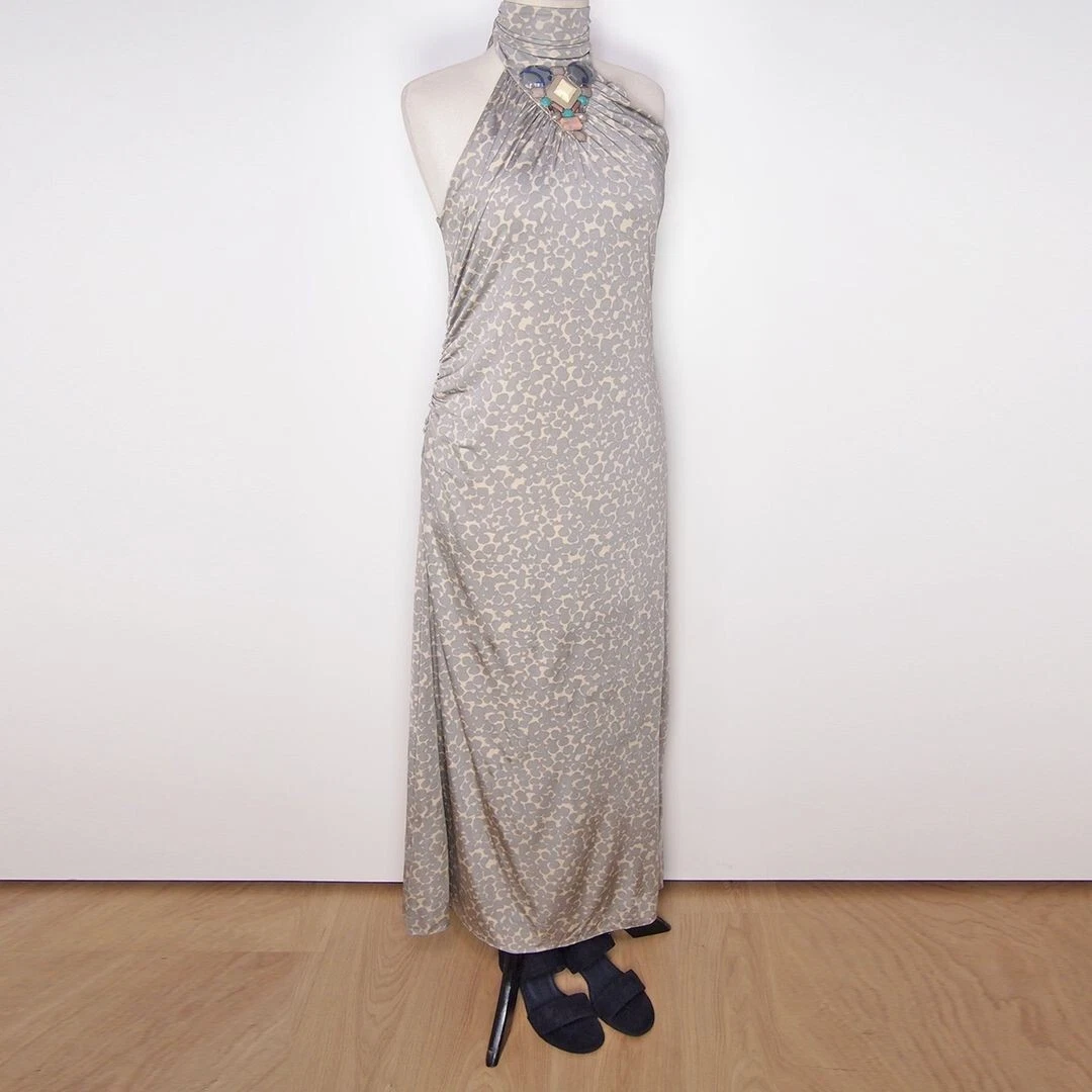 Robe magnifique état parfait taille 38 40