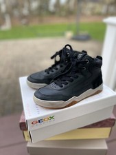 Geox Respira Boys J. Perth Geobuck Suede Black Hi Top Sneakers Boots Shoes 2 EUC