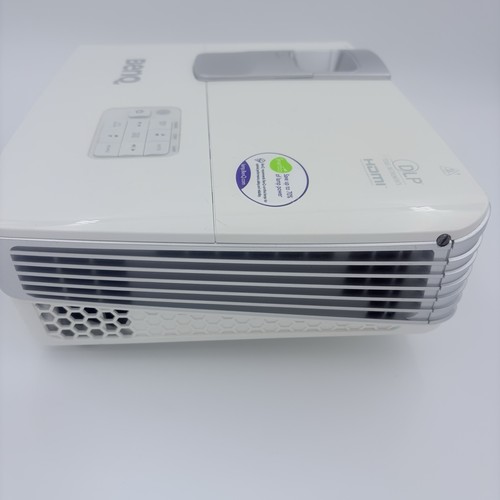 Proyector de entretenimiento en el hogar BenQ W1070 Full HD 1080p 3D DLP probado con cable de CA - Imagen 6 de 13