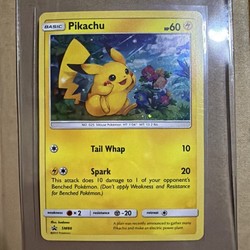 Pikachu SM86 Black Star Promo Sun & Moon Holo