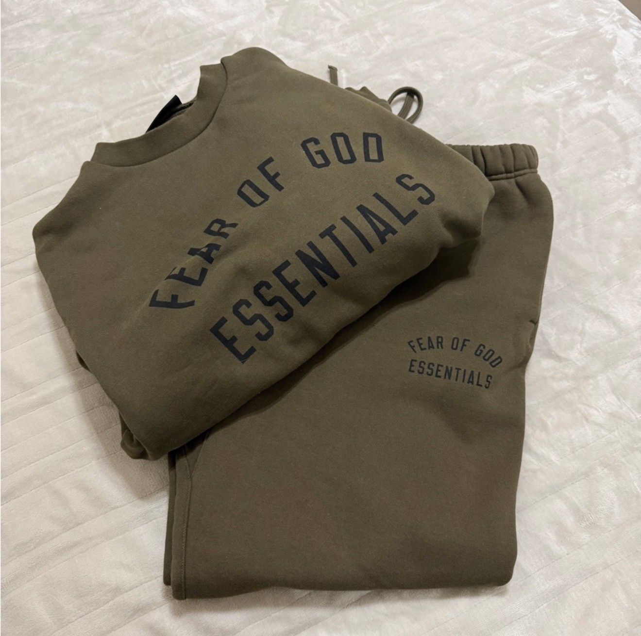 Fear of God Essentials Fleece Olive Sweatsuit Men's Size Large