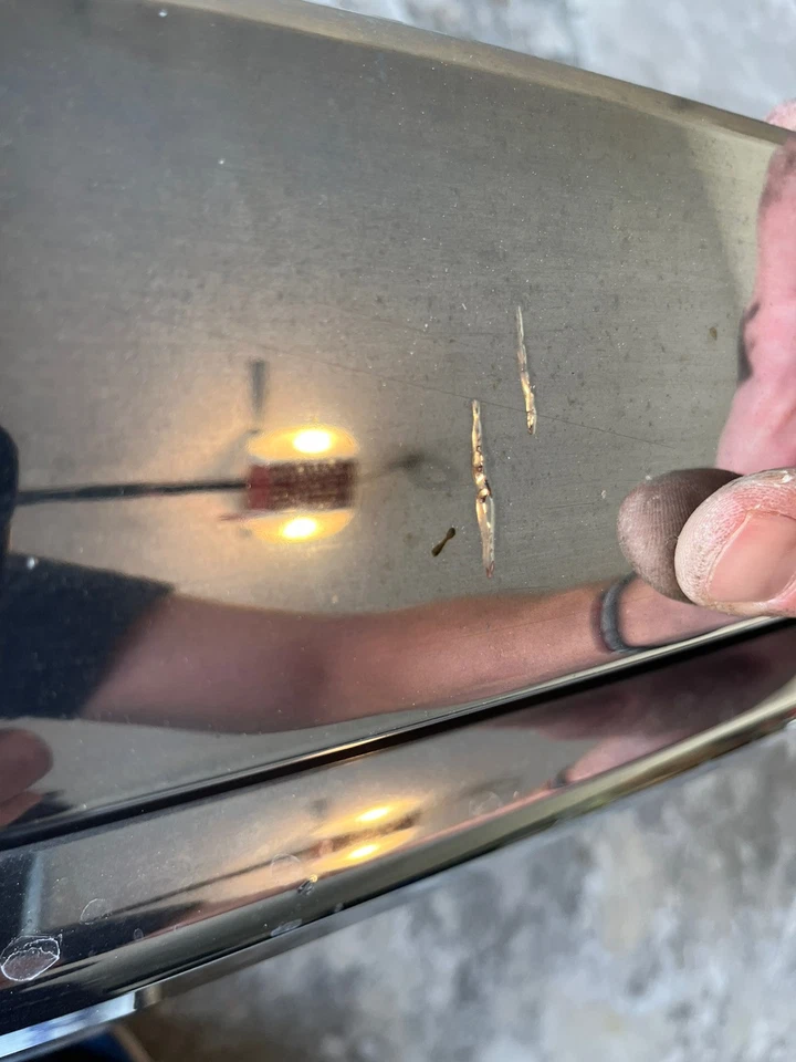 2010 2011 2012 2013 TOYOTA TUNDRA GRILLE OEM USED WITH BLEMISH - Image 3 of 4