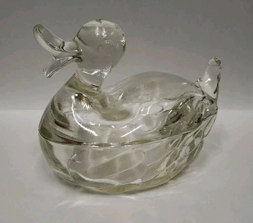 MCM Easter Jeanette Glass Mama Duck on Nest Candy / Powder Dish With Lid