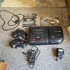SEGA Mega Drive II Console + Mega-CD, 2 Controllers, Cables & Manuals