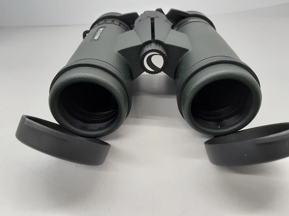 Celestron Trailseeker 8x32 Binoculars 7.8° FOV Bright Optics Outdoor - Image 3 of 4
