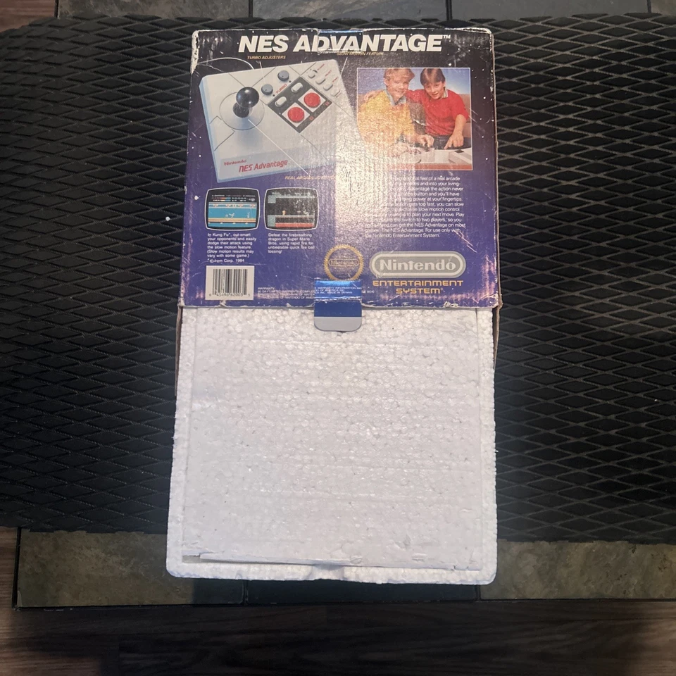 Mando Nintendo NES Advantage IB probado funcionando Foto 2 de 3