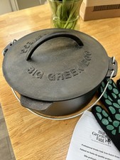 Big Green Egg Cast Iron Dutch Oven Casserole Dish