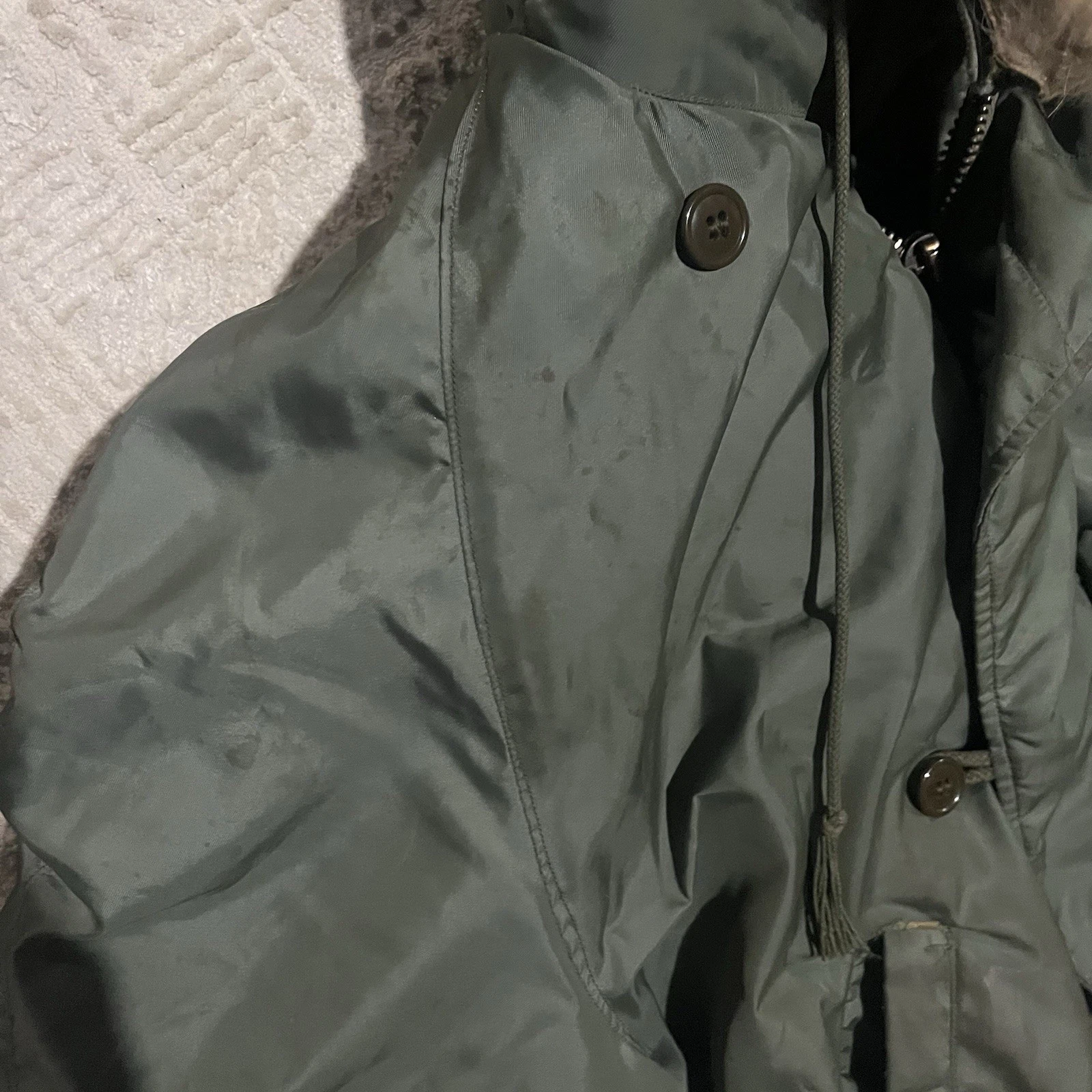 Vtg 80s Very stained Civ N-2B sage green Bomber Jacket heavy attached Hood Sz XL image 17