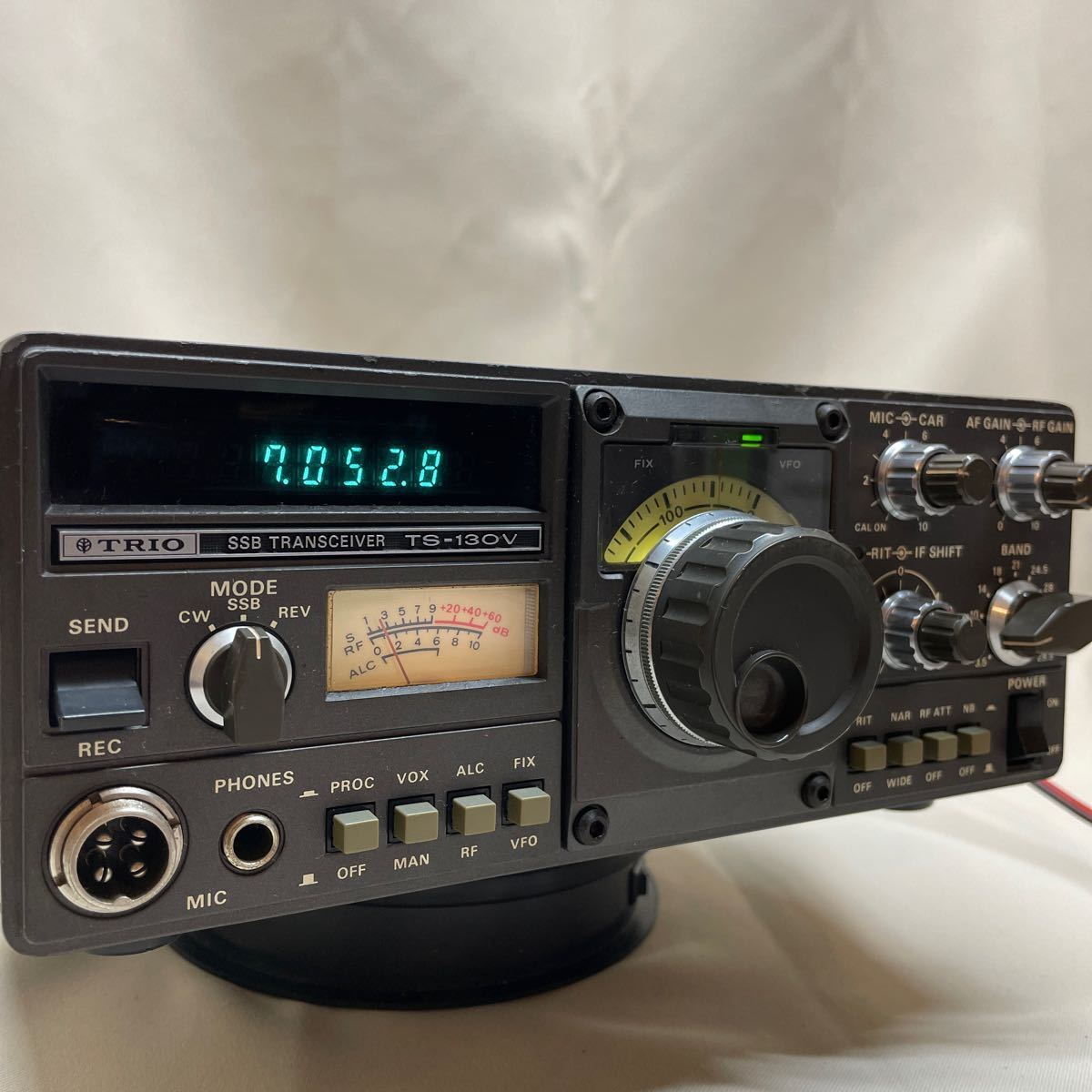TRIO トリオ : SSB TRANSCEIVER TS-500 :レトロ真空管 ジャンク