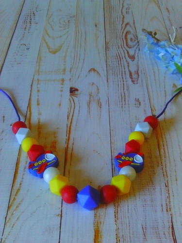Silicone Teething - Toddler Airplane Character Necklace ~ Nursing Necklace! - Picture 9 of 10