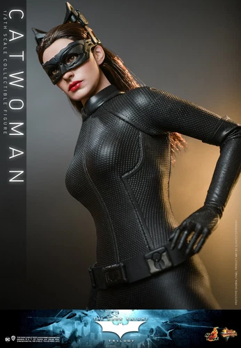 In Hand! New Hot Toys MMS627 The Dark Knight Trilogy 1/6 Catwoman Action Figure - Picture 11 of 17