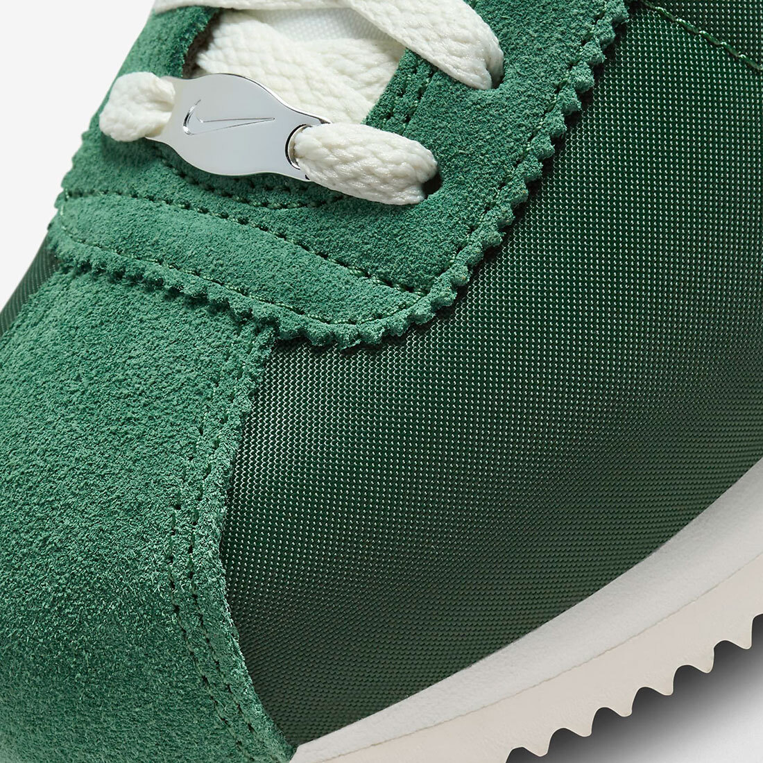 Nike CORTEZ TXT Fur / Sail / Light Silver / Sail DZ2795-300