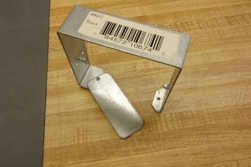 Milbank Manufacturing 44GC 4" x 4" Adapter Connector  Wireway Mounting Bracket