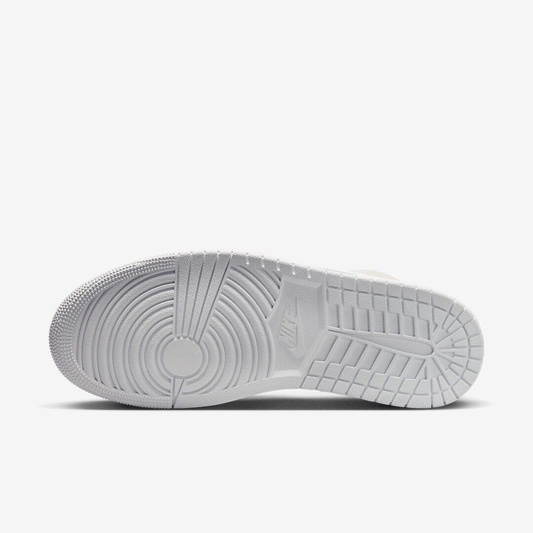 Nike Air Jordan 1 Mid SE Craft Tech Grey Light Orewood Nike Air Jordan 1 Mid SE Craft Tech Grey Light Orewood